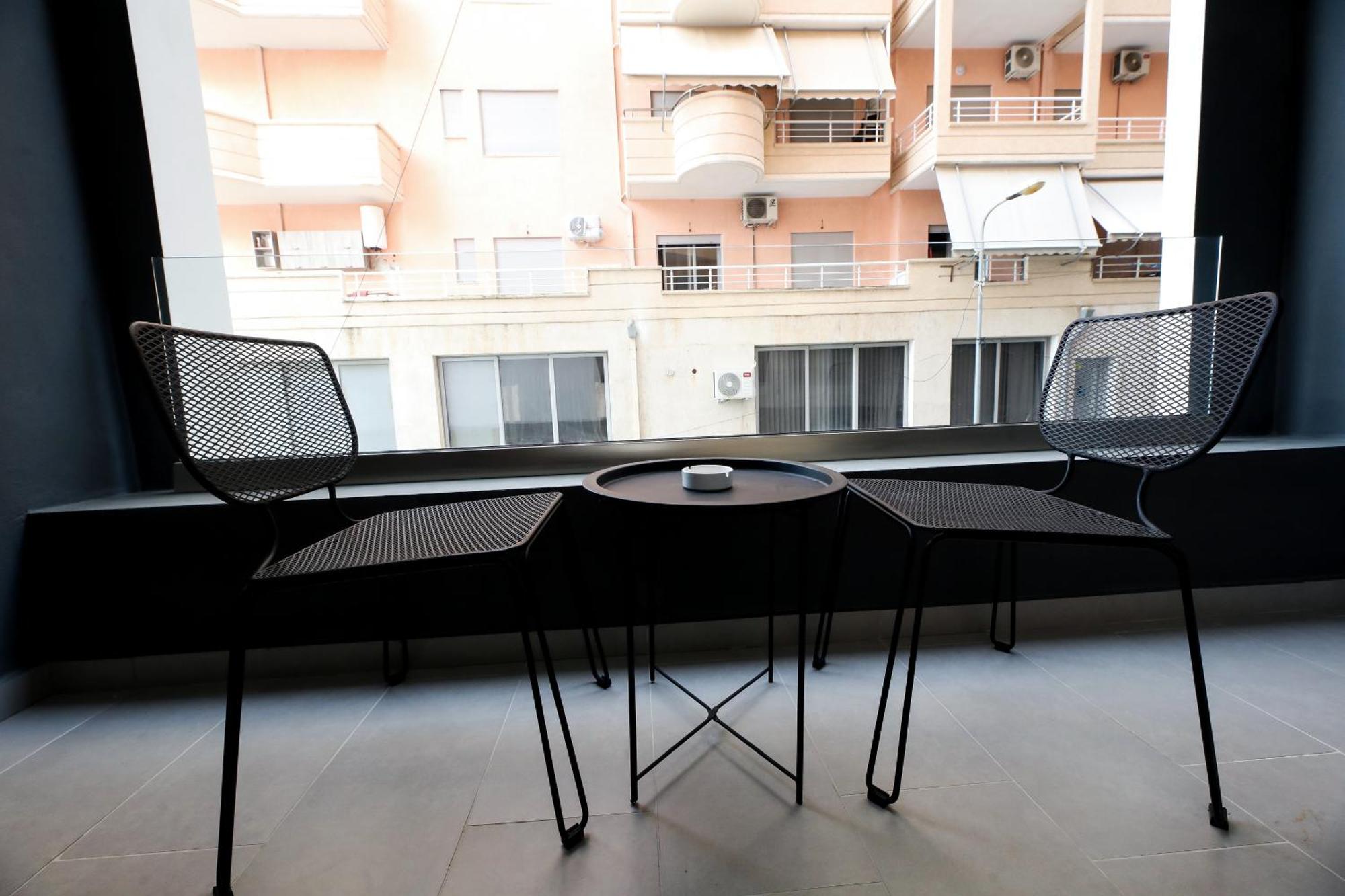 H&M Hotel Vlorë 外观 照片